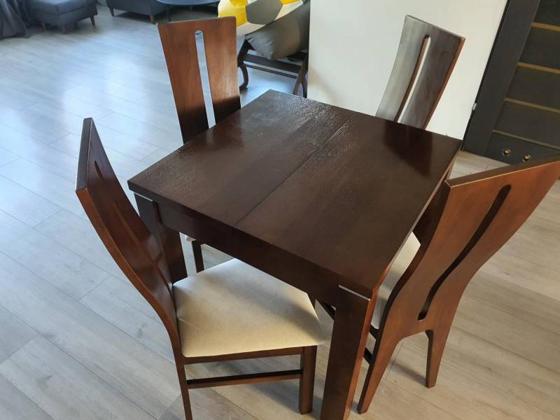 ox_stol-do-jadalni-w-kolorze-wenge-rozkladany-z-80cm-do-280cm-z-krzeslami