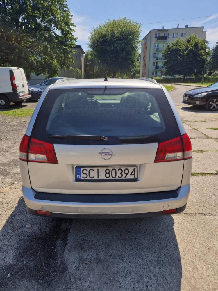 ox_sprzedam-opel-vectra-kombi-2004-18-benzyna