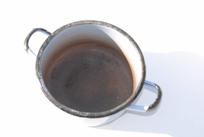 ox_stary-metalowy-garnka-garnuszek-emaliowany-antyk-kolekcjonerski-1l