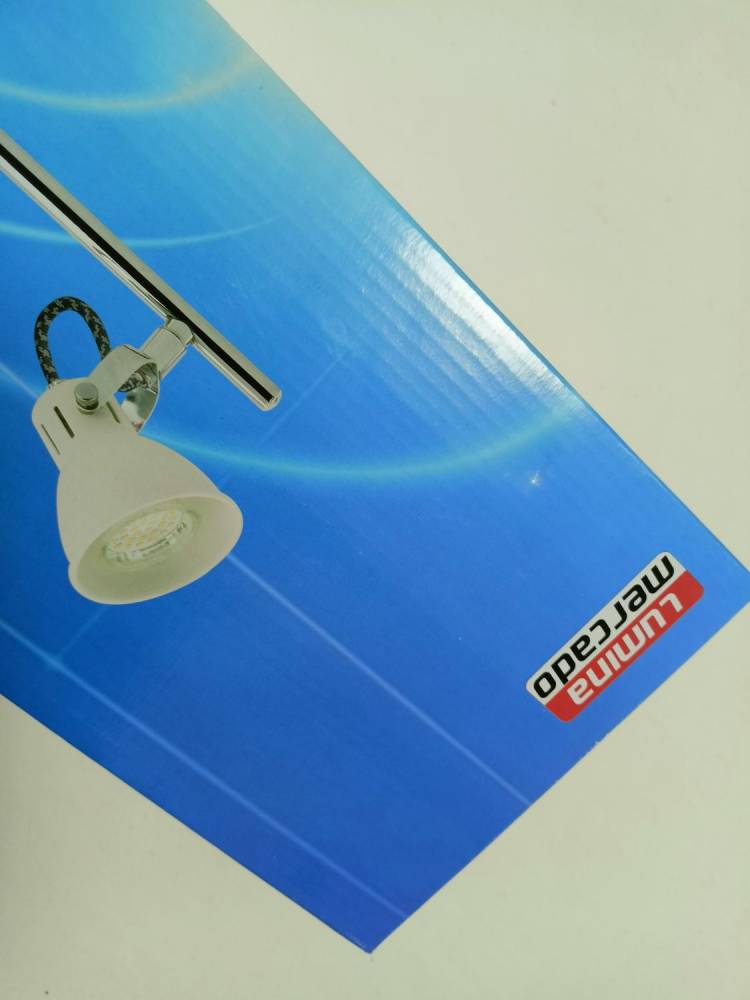 ox_lampa-sufitowa-z-reflektorami-lumina-mercado