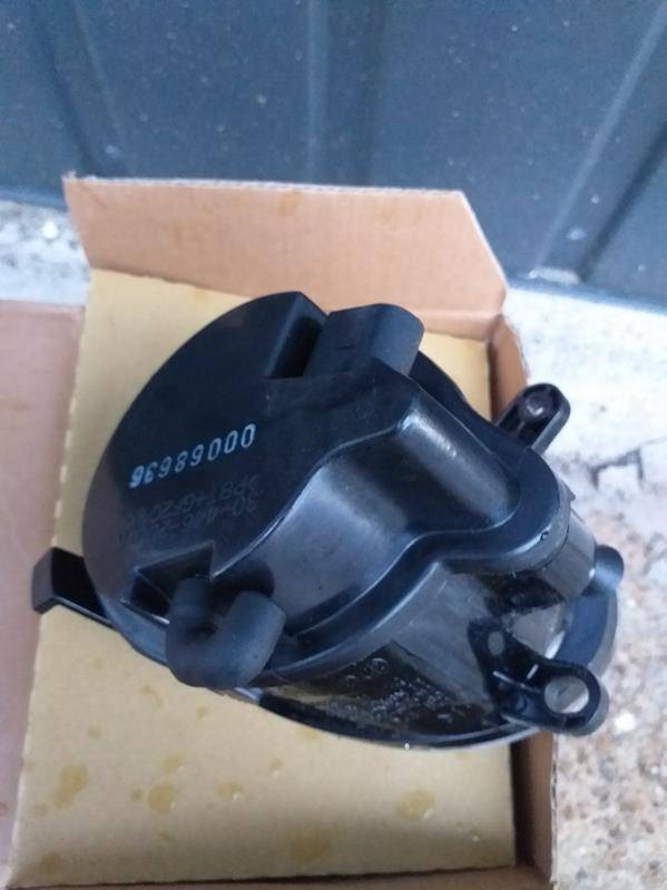 ox_lampa-przeciwmgielna-prawa-audi-a6-c6-4f2-0404-0811