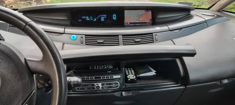 ox_renault-espace-iv-4-grand-20-turbo-7-osobowy