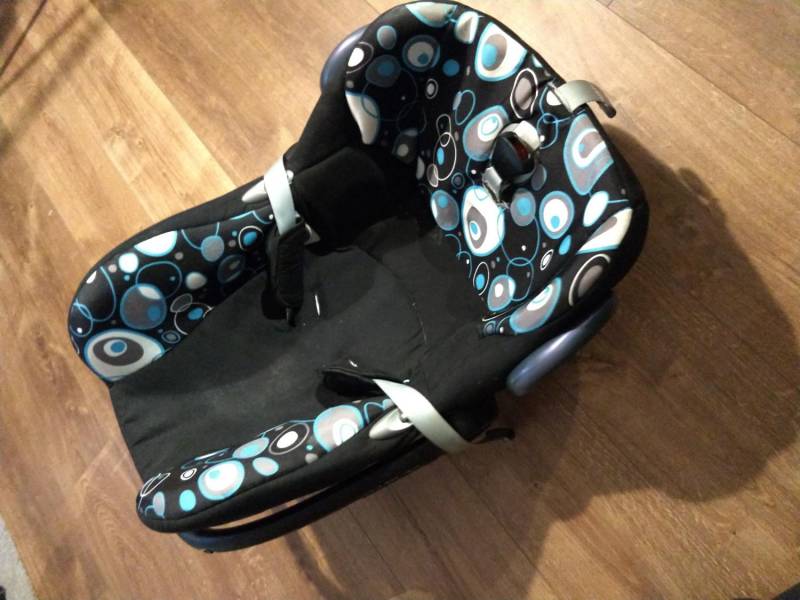 ox_fotelik-maxi-cosi-cabrio-fix-baza-easy-base-maxi-cosi-do-13kg