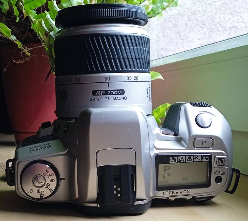 ox_aparat-fotograficzny-minolta-dynax-505-si-super-panorama-qd-date