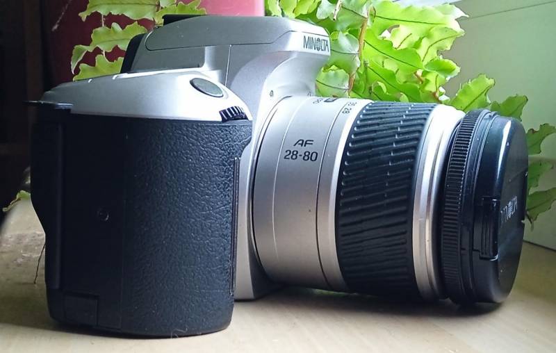 ox_aparat-fotograficzny-minolta-dynax-505-si-super-panorama-qd-date