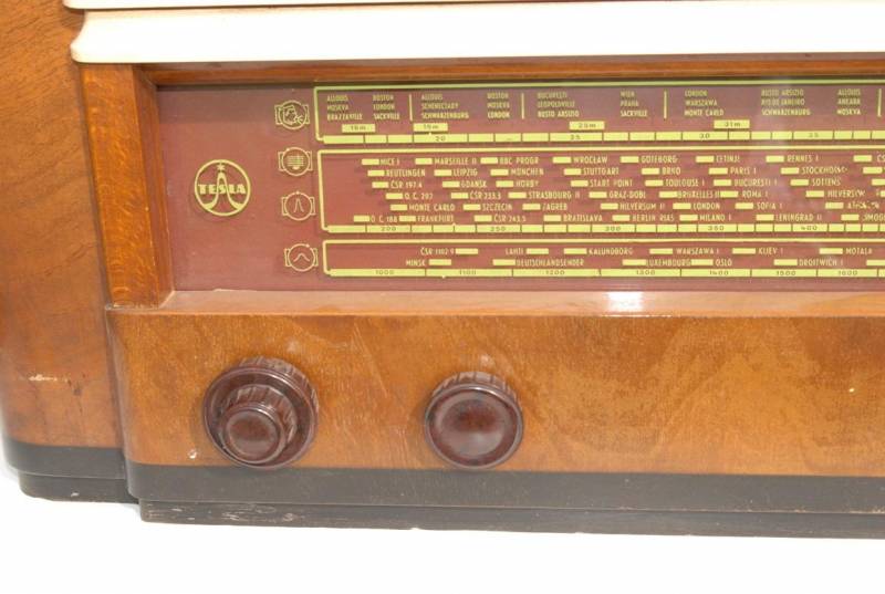 ox_stare-radio-tesla-612a-czechoslowacja-antyk-50-lat