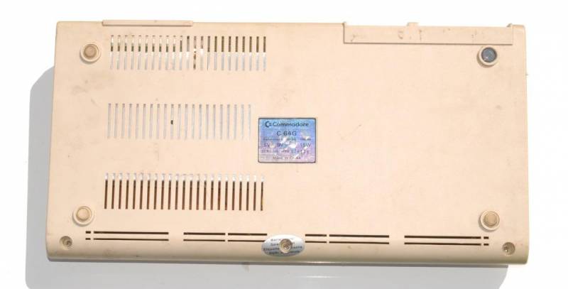 ox_stara-commodore-64-antyk-zabytek-lat-80