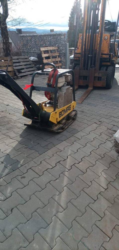 ox_uslugi-minikoparka-jcb-8018-transport-do-35-t-wywrotka