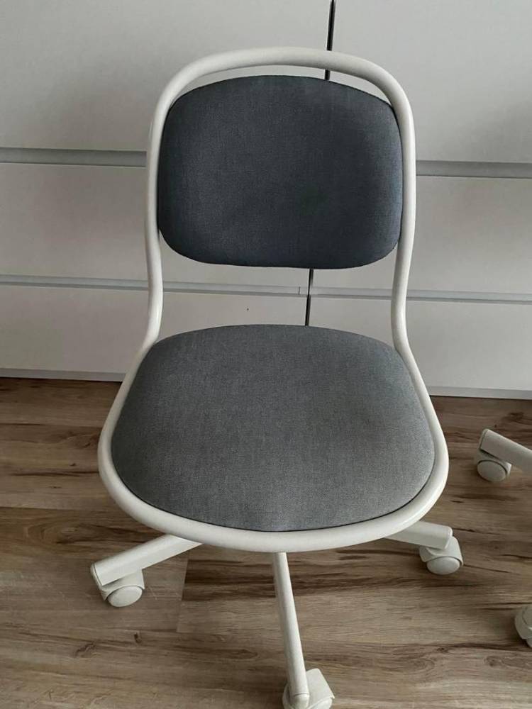 ox_krzeselko-do-biurka-ikea