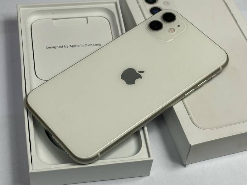 ox_nieaktywowany-nowy-smartfon-apple-iphone-64gb-white