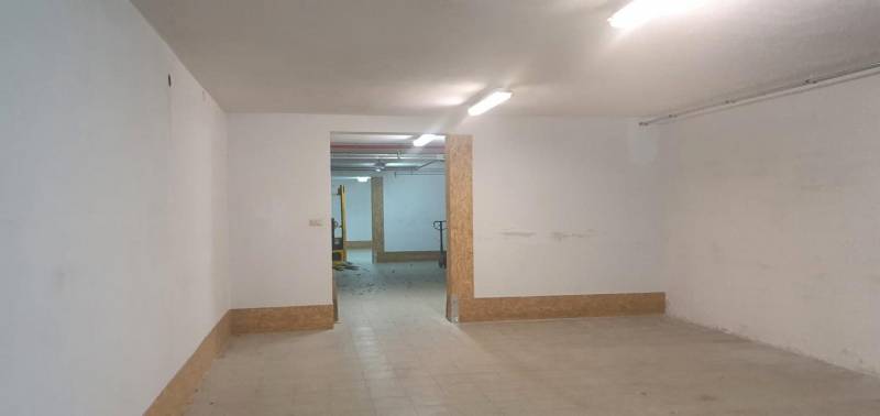 ox_budynki-magazynowe-do-wynajecia-w-okolicy-debowca