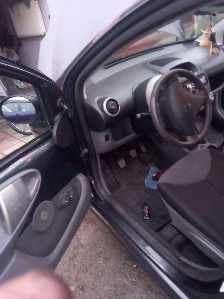 ox_peugeot-107-plus-pelny-zbiornik-paliwa