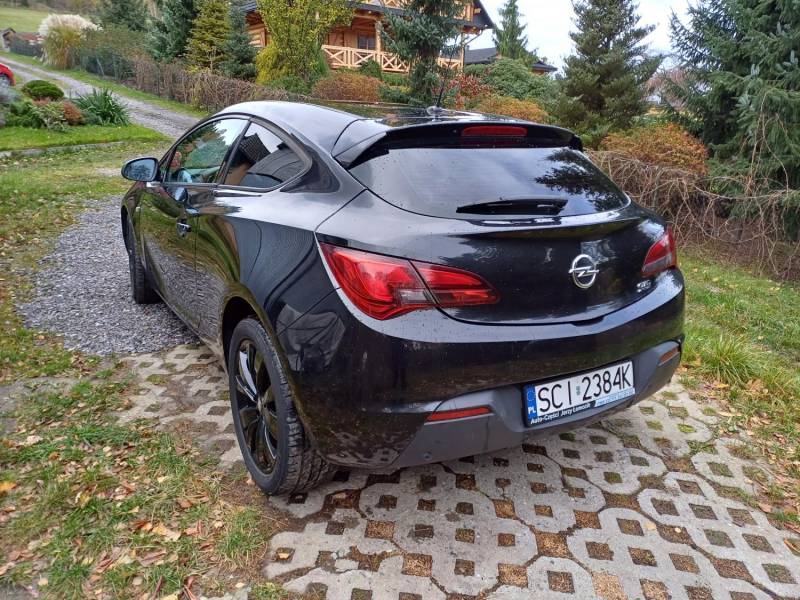 ox_opel-astra-j-gtc