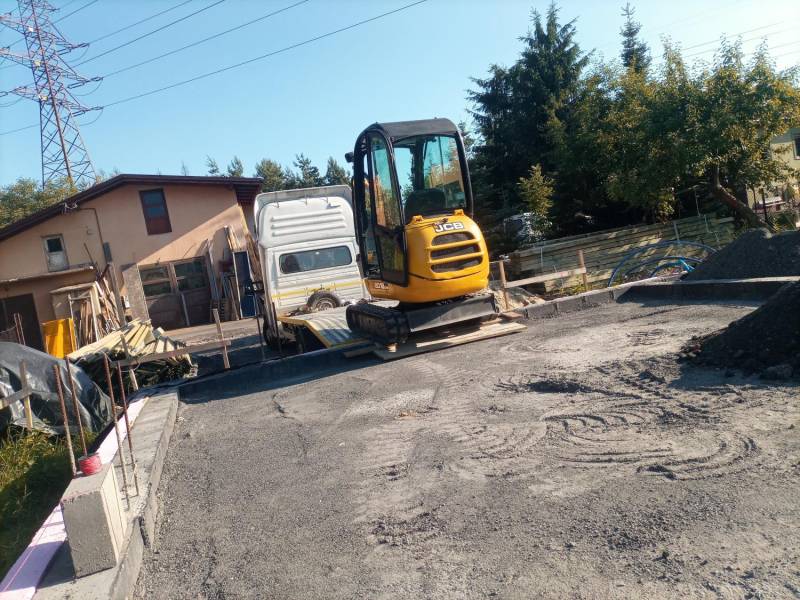 ox_uslugi-minikoparka-jcb-8018-transport-do-35-t-wywrotka