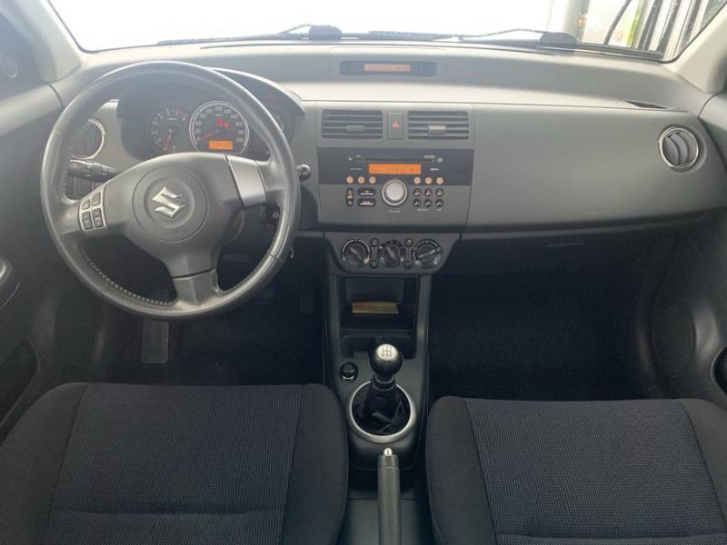 ox_suzuki-swift-13-benzyna-klimatyzacja-rok-2008-przebieg-128tyskm