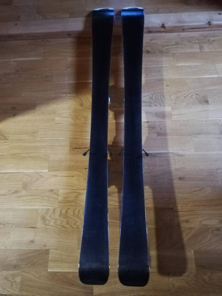ox_komplet-buty-narciarskie-i-narty-rossignol