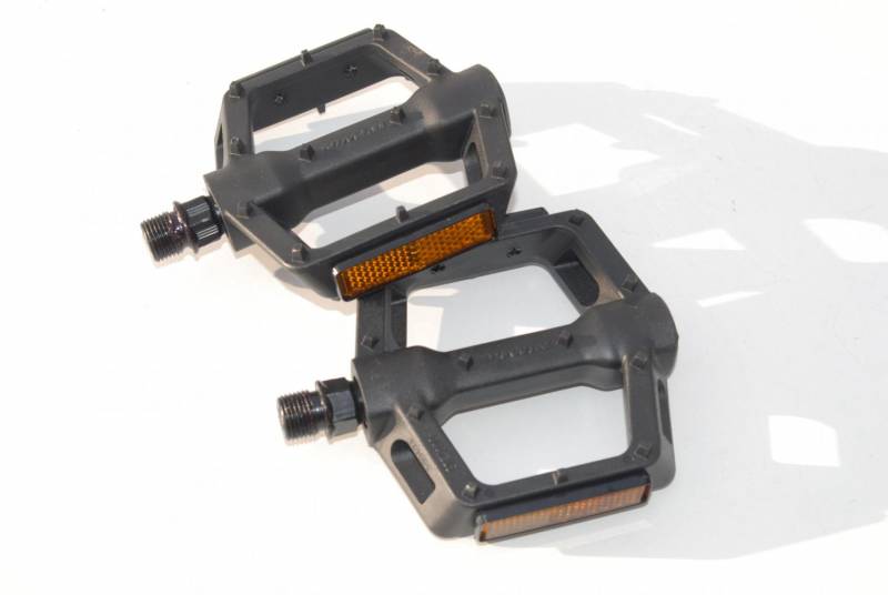 ox_pedaly-rowerowe-platformowe-do-roweru-mtb-rockrider-520-916-grip