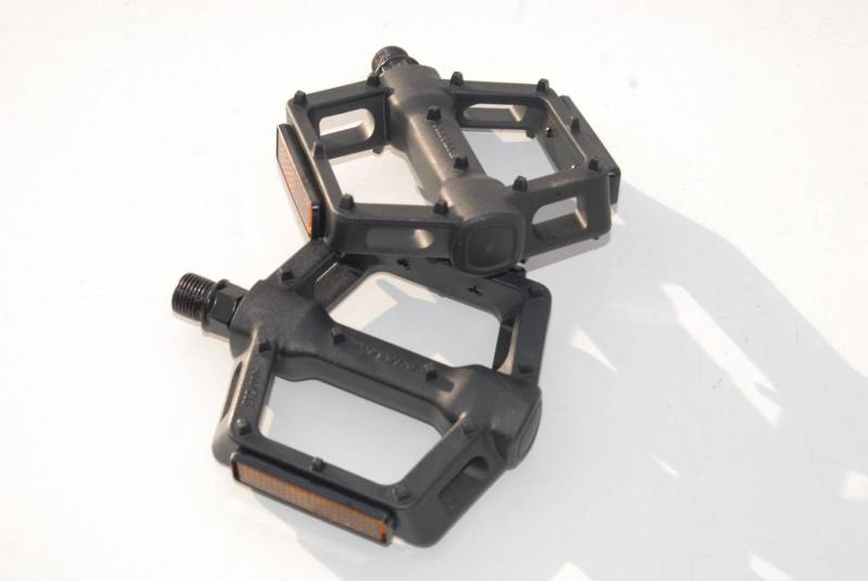 ox_pedaly-rowerowe-platformowe-do-roweru-mtb-rockrider-520-916-grip