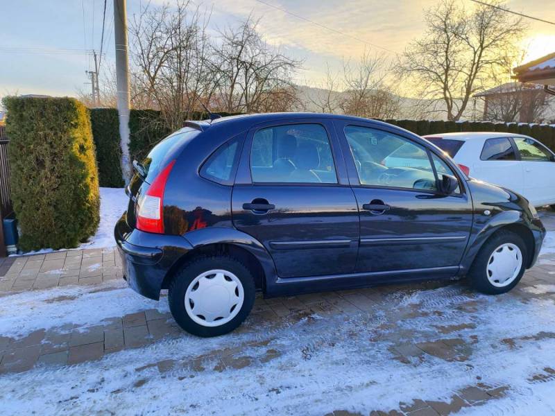 ox_citroen-c3-14-benzyna-2009r-klimatronic-nowe-opony-zimowe-uniroyal