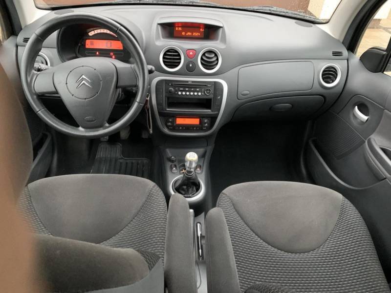 ox_citroen-c3-14-benzyna-2009r-klimatronic-nowe-opony-zimowe-uniroyal