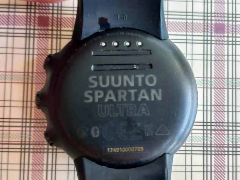 ox_zegarek-suunto-spartan-ultra