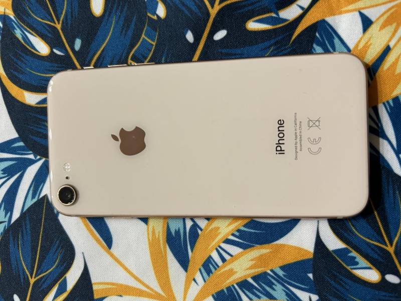 ox_sprzedam-iphone-8
