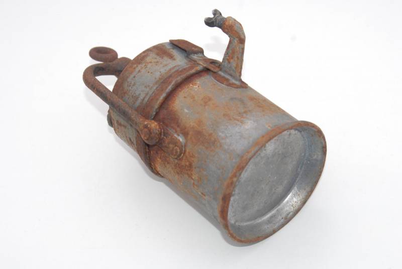 ox_stara-lampa-gornicza-lampka-karbidowa-wolflampen-lata-2030-antyk-unik