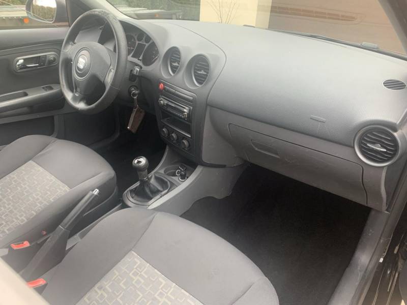 ox_seat-ibiza-2009-r-12-benzyna-klima