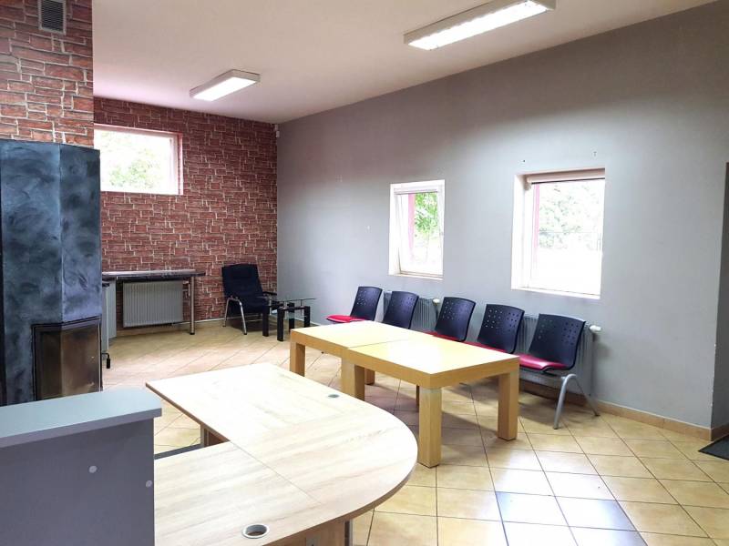 ox_lokal-725-m2-parter-niepowtarzalna-lokalizacja