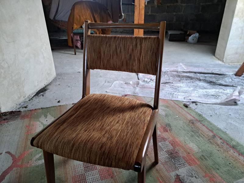 ox_sprzedam-krzesla-z-prl