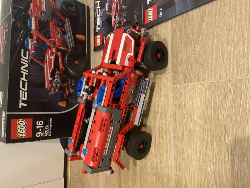 ox_zestaw-lego-technic-42075-2w1-straz-pozarna-pojazd