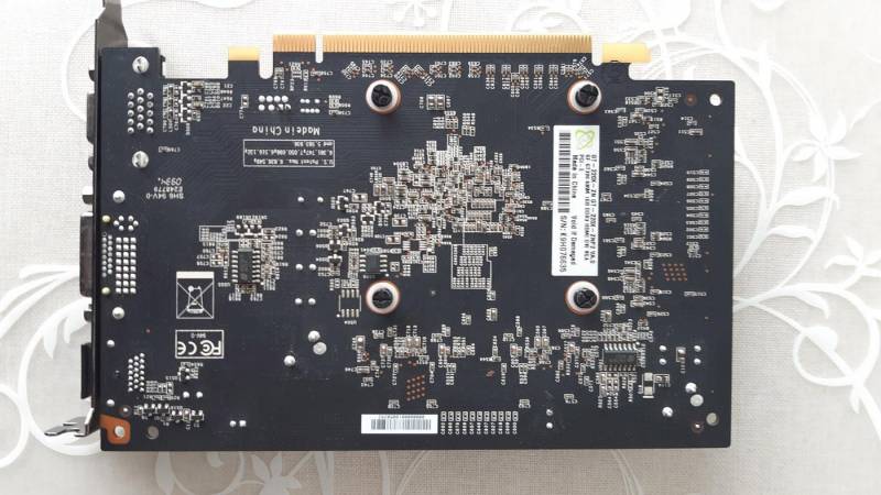 ox_karta-graficzna-geforce-gt-220-1-gb