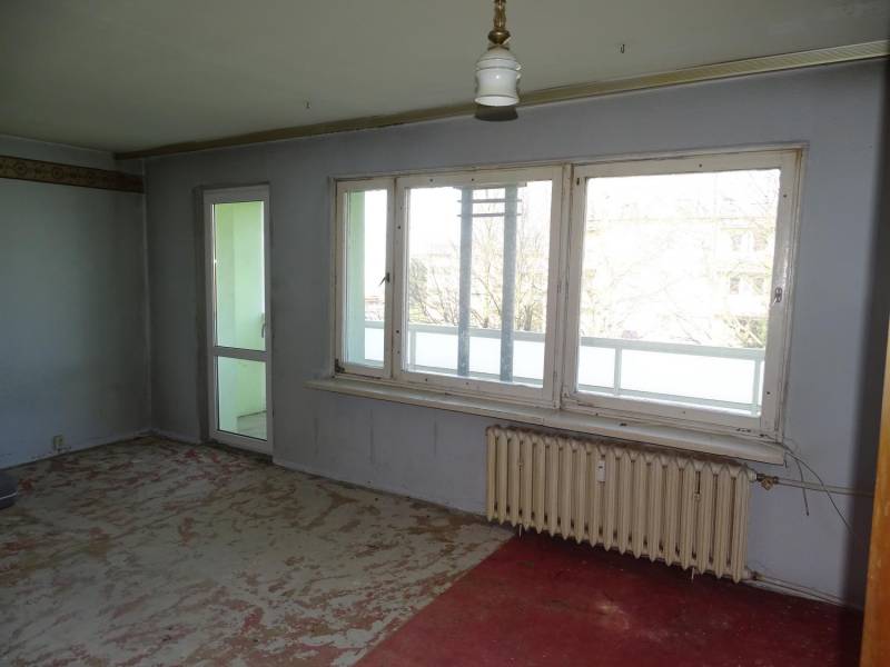 ox_skoczow-gorny-bor-dwa-balkony-624m2-do-remontu