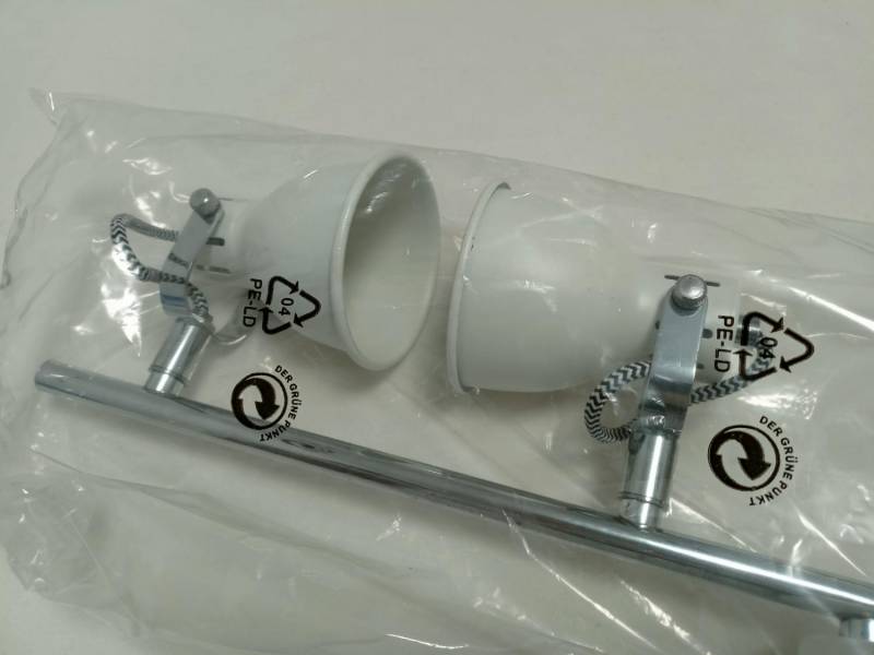 ox_lampa-sufitowa-z-reflektorami-lumina-mercado