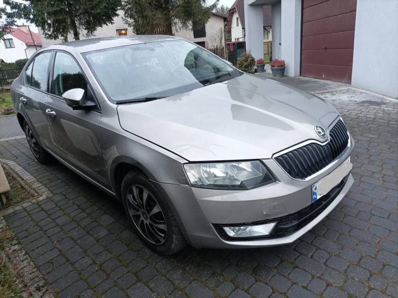 ox_skoda-octavia-iii-14-tsi-krajowa-2013r