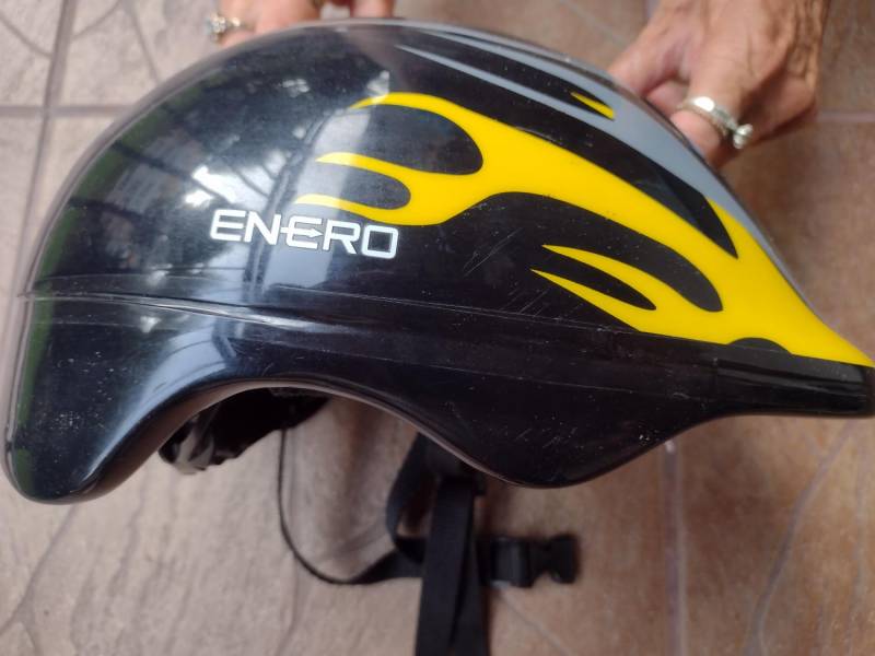 ox_sprzedam-kask-rowerowy-chlopiecy-roz-m-52-54cm