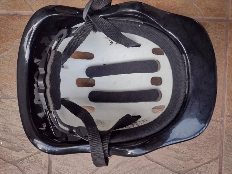 ox_sprzedam-kask-rowerowy-chlopiecy-roz-m-52-54cm