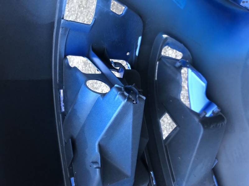 ox_sprzedam-nowy-zderzak-przedni-do-vw-t5-lift