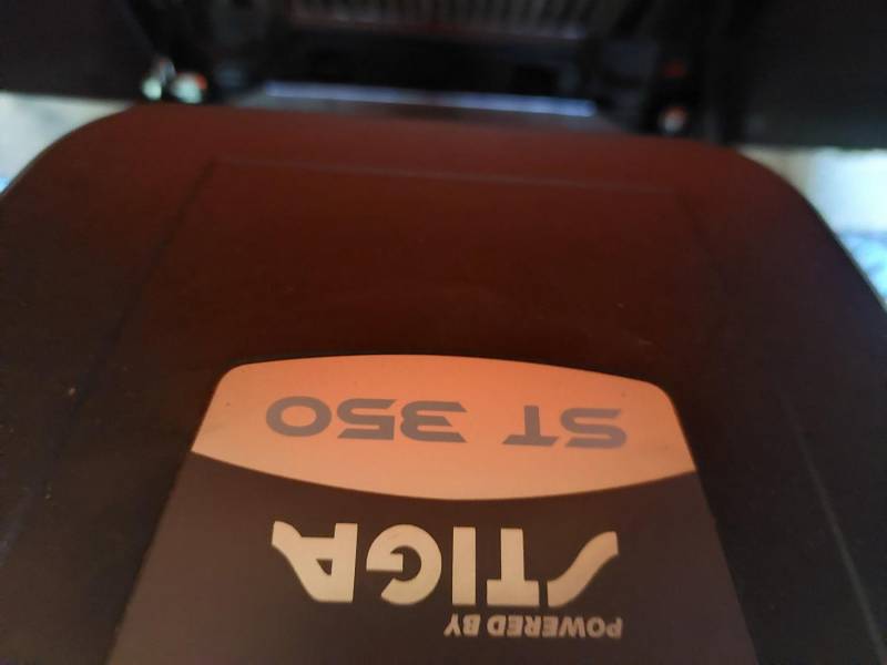 ox_sprzedam-kosiarke-traktorek-z-plugiem-do-odsniezaniaprawie-nowy