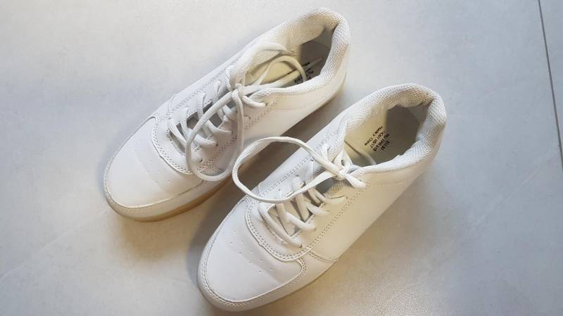 ox_swiecace-buty-led