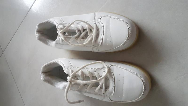 ox_swiecace-buty-led