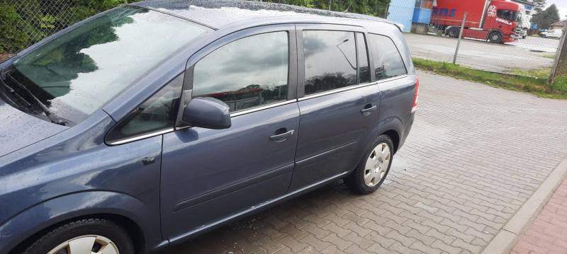 ox_opel-zafira-17cdti