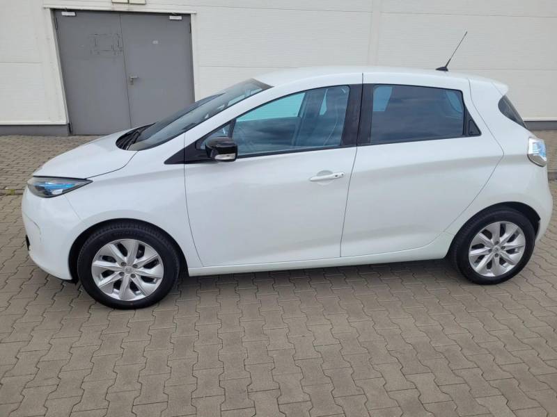 ox_renault-zoe-elektryk-z-bateria-biala-perla-pdc-kamera-zadbany