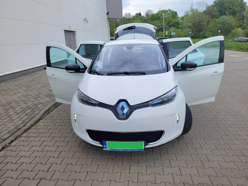 ox_renault-zoe-elektryk-z-bateria-biala-perla-pdc-kamera-zadbany