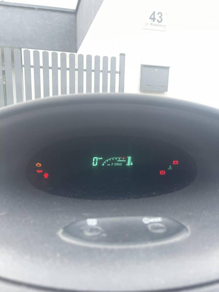 ox_toyota-yaris