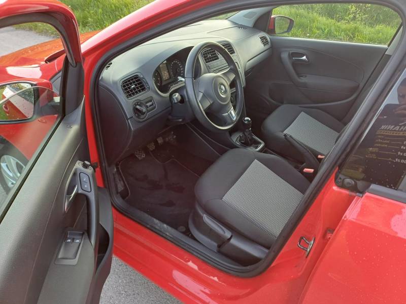 ox_volkswagen-polo-12-benzyna