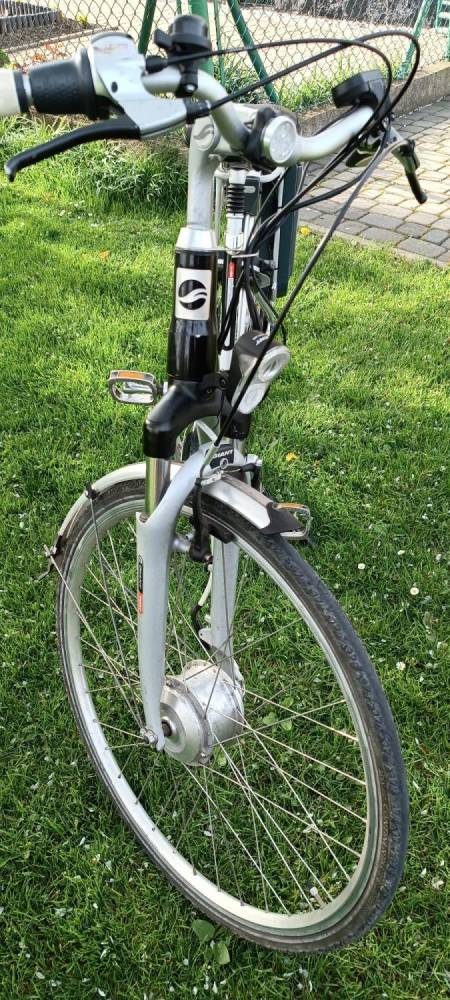 ox_sprzedam-uzywany-rower-elektryczny-giant
