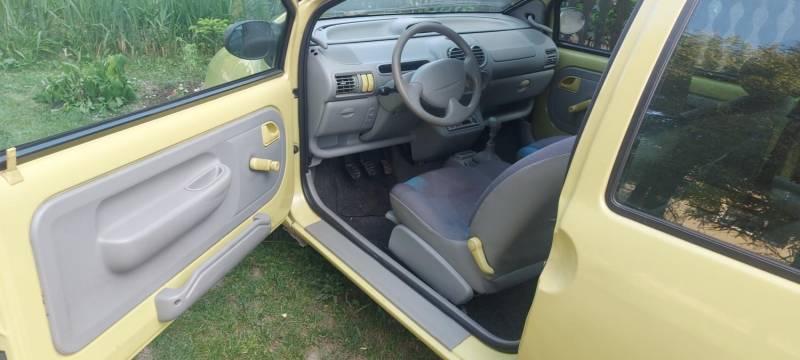 ox_sprzedam-fajne-twingo