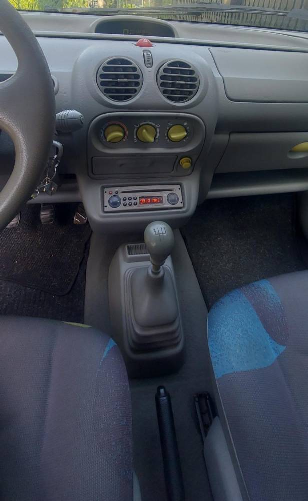 ox_sprzedam-fajne-twingo