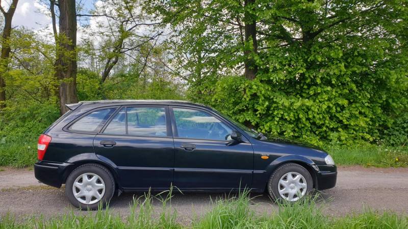ox_mazda-323-f-bj-zadbana-doinwestowana-16-lat-u-jednego-wlasciciela